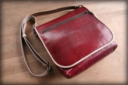LK leather shoulder bag red colour