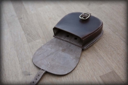 LK leather carrying case brown - kopie